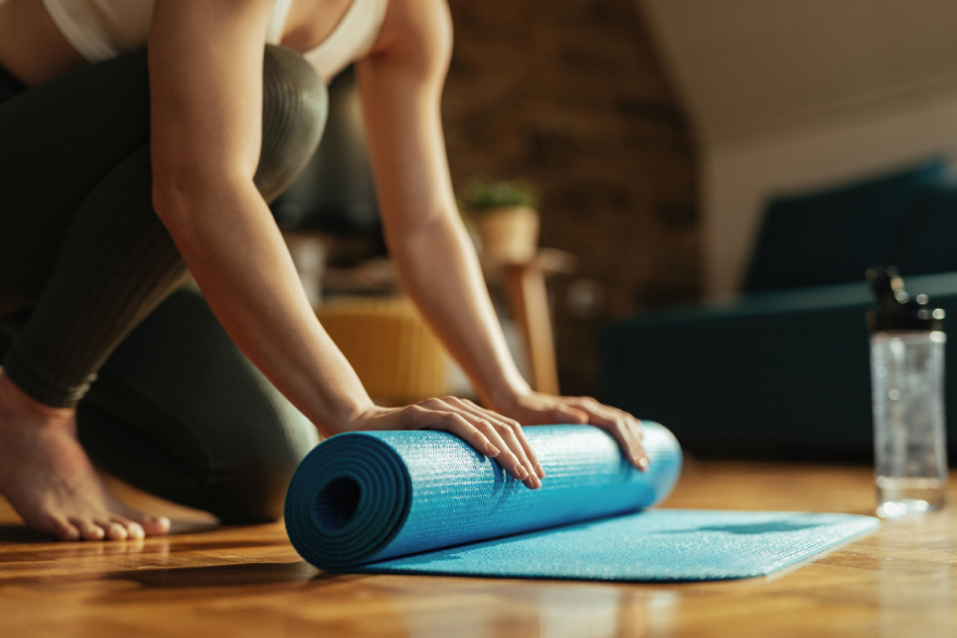Tirzepatide before-and-after: a woman exercising.